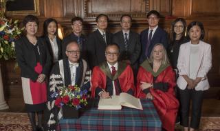 英国约克大学和爱丁堡大学哪个排名高 英国爱丁堡大学